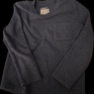 5T 2 small boy cat & Jack shirts One Long Sleeve And One Short Sleeve